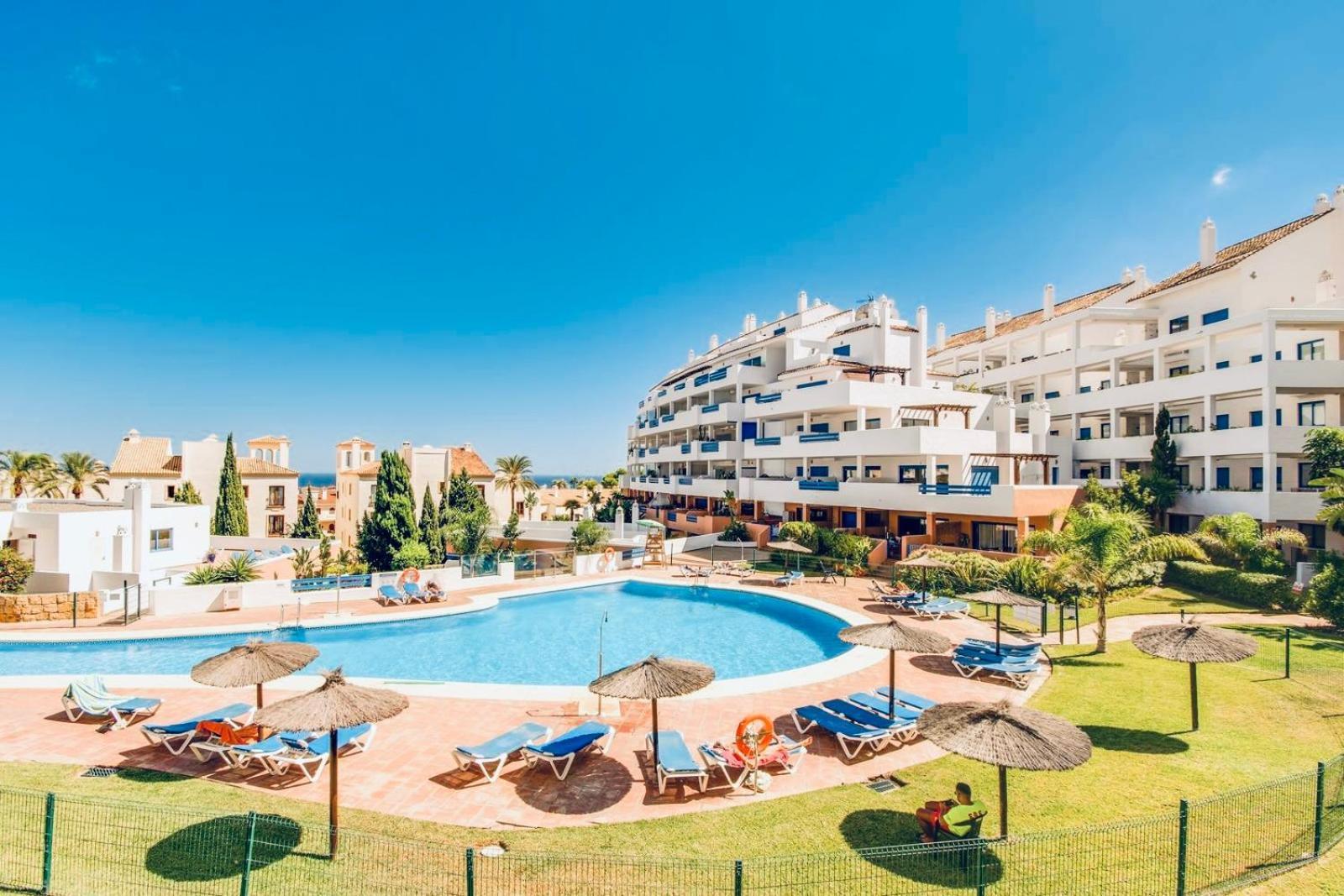 Duquesa Suites Golf And Garden Castillo de Sabinillas Exteriör bild