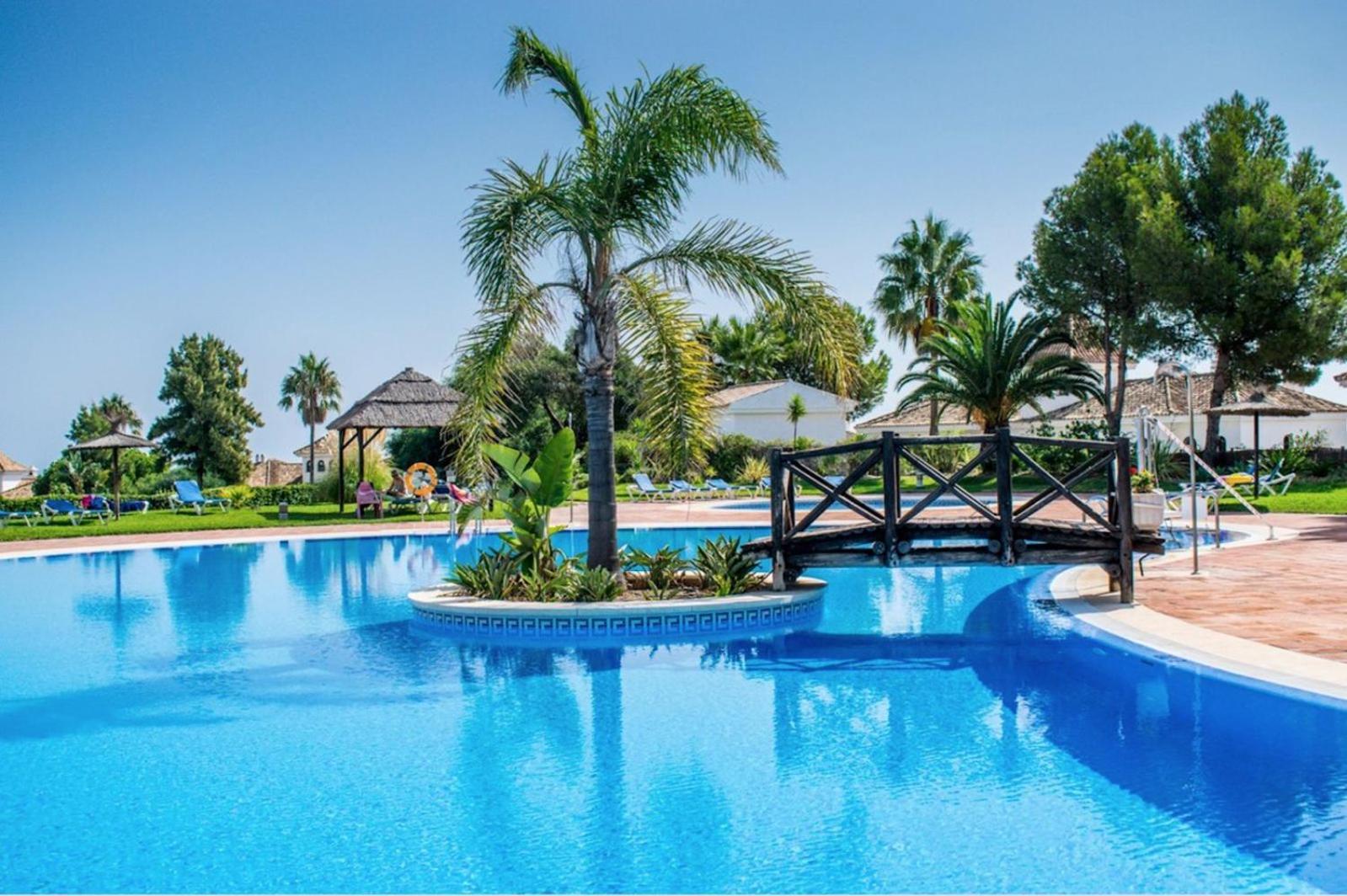 Duquesa Suites Golf And Garden Castillo de Sabinillas Exteriör bild